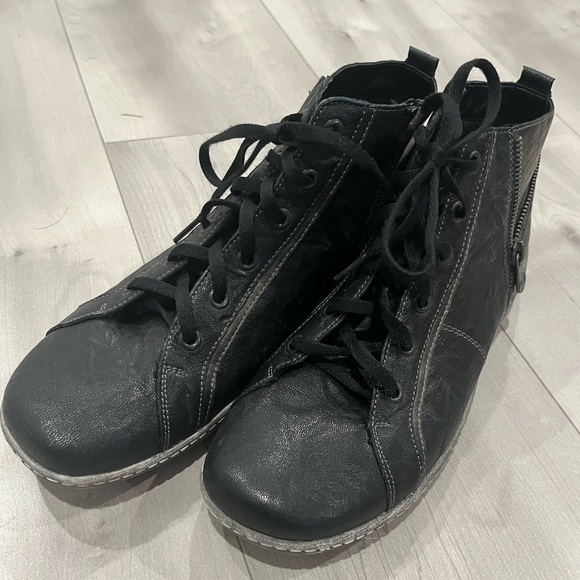 Rieker Leather Boots - Picture 4 of 5